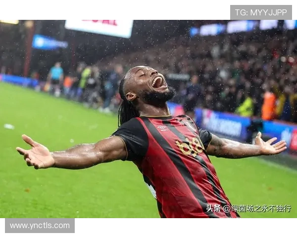 冬窗标王诞生引爆足坛转会市场新格局豪门博弈天价交易风云再起潮 - 副本 (2) - 副本